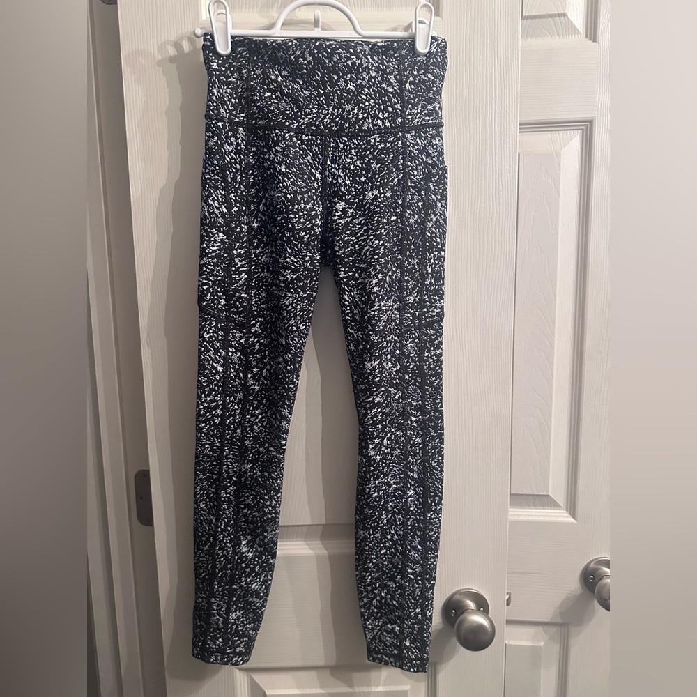 Athleta ultimate stash 7/8 tight XS